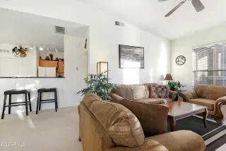 Photo #2: 6479722 Listing