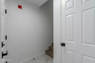 Photo #3: 6479740 Listing