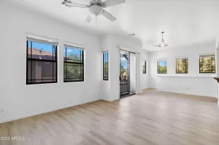 Photo #2: 6479906 Listing 