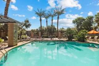 Photo #6: 6479906 Listing 