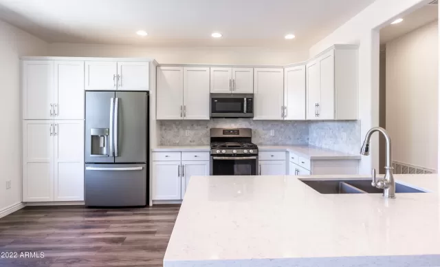 MLS: 6479910 Condo For Sale