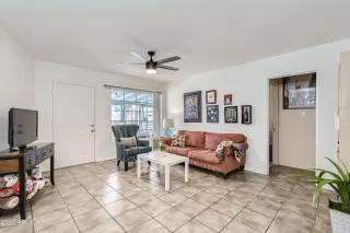 Photo #3: 6479962 Listing