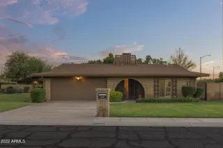 More Details about MLS # 6479979 : 1041 E ORANGEWOOD AVENUE
