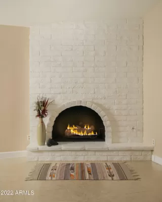 Photo #5: 6479979 Listing