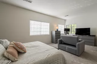 Photo #2: 6479998 Listing