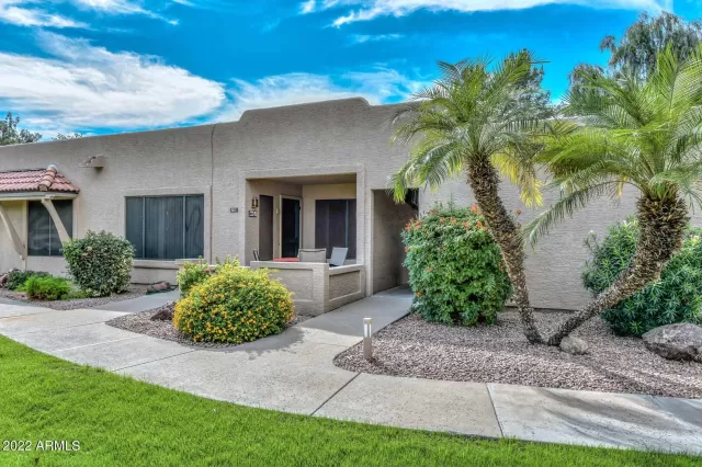 MLS: 6480261 Condo For Sale