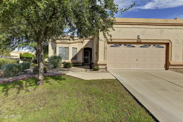 MLS: 6480267 Condo For Sale