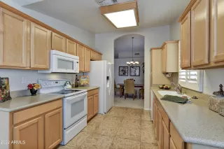 Photo #4: 6480267 Listing 