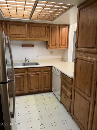 Photo #4: 6480387 Listing