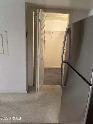 Photo #6: 6480387 Listing