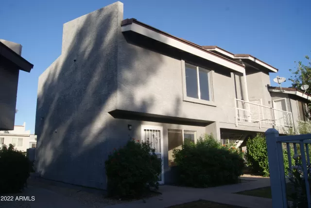 MLS: 6480577 Condo For Sale