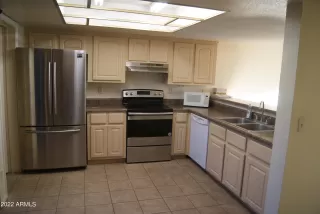 Photo #3: 6480577 Listing