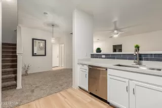 Photo #2: 6480602 Listing 