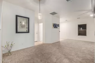 Photo #5: 6480602 Listing 