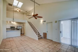 Photo #6: 6480634 Listing 