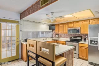 Photo #4: 6480711 Listing 