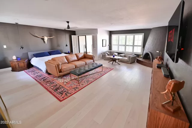 MLS: 6480754 Condo For Sale