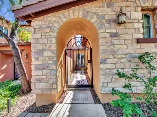 Photo #1: 6480781 Listing 