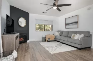 Photo #1: 6480908 Listing 