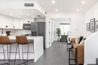 Photo #1: 6480990 Listing