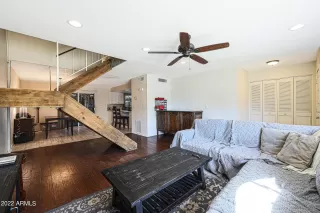 Photo #4: 6481048 Listing