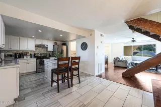 Photo #5: 6481048 Listing