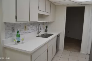 Photo #2: 6481286 Listing