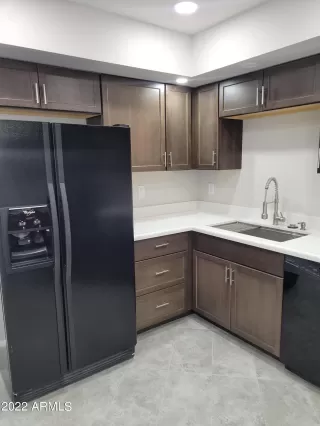 Photo #5: 6481311 Listing 