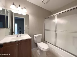 Photo #6: 6481342 Listing