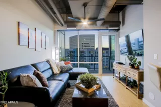 Photo #5: 6481398 Listing 