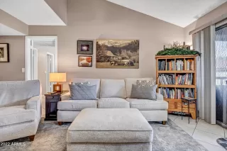 Photo #5: 6481422 Listing 