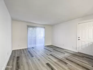 Photo #1: 6481626 Listing