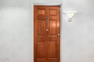 Photo #2: 6481990 Listing