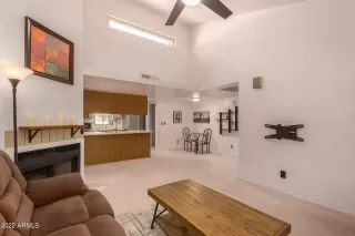 Photo #6: 6482101 Listing