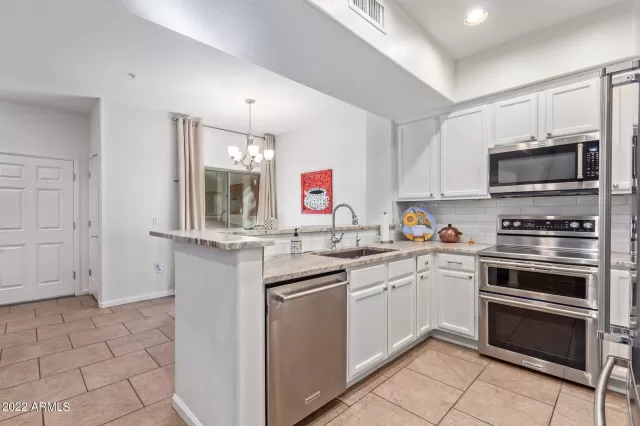 MLS: 6482133 Condo For Sale