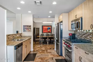 Photo #2: 6482422 Listing 