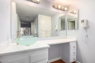 Photo #6: 6482588 Listing 