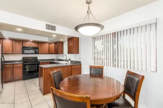 Photo #4: 6482589 Listing 