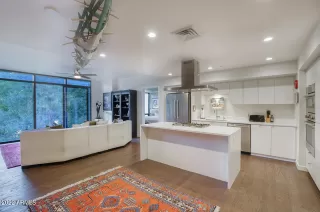 Photo #1: 6482734 Listing 