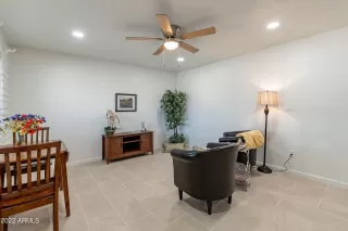 Photo #4: 6483001 Listing