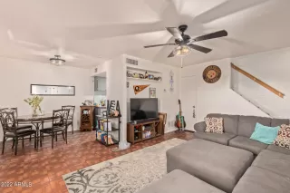 Photo #6: 6483085 Listing 