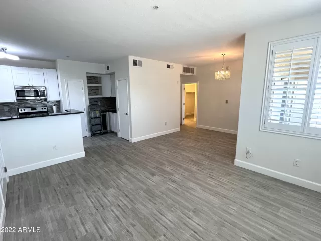 MLS: 6483109 Condo For Sale