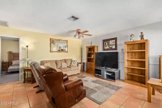 Photo #2: 6483273 Listing