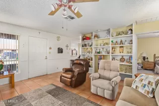 Photo #4: 6483273 Listing