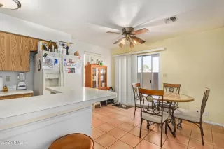 Photo #6: 6483273 Listing