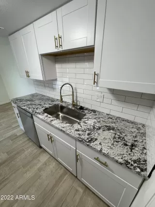 Photo #3: 6483374 Listing 