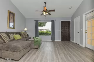 Photo #4: 6483498 Listing