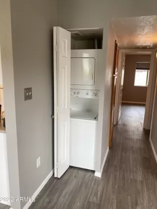 Photo #6: 6484108 Listing