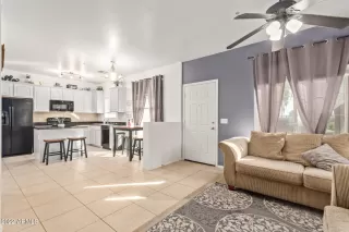 Photo #5: 6484128 Listing