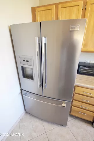 Photo #6: 6484164 Listing